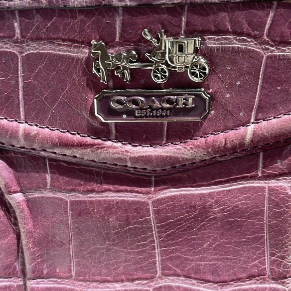 Purple Coach Wristlet/Mini Handbag - Picture 5 of 13